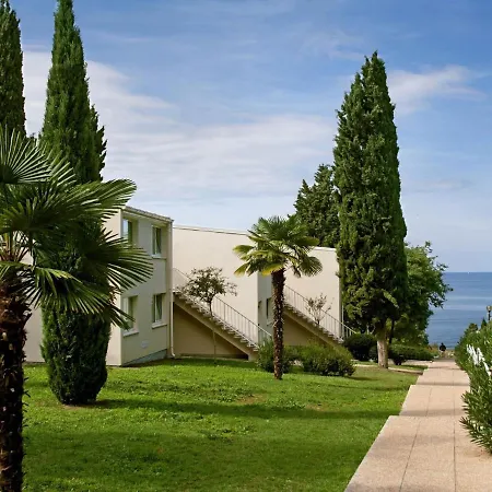 Apartman Luxury 2 5km From Historic